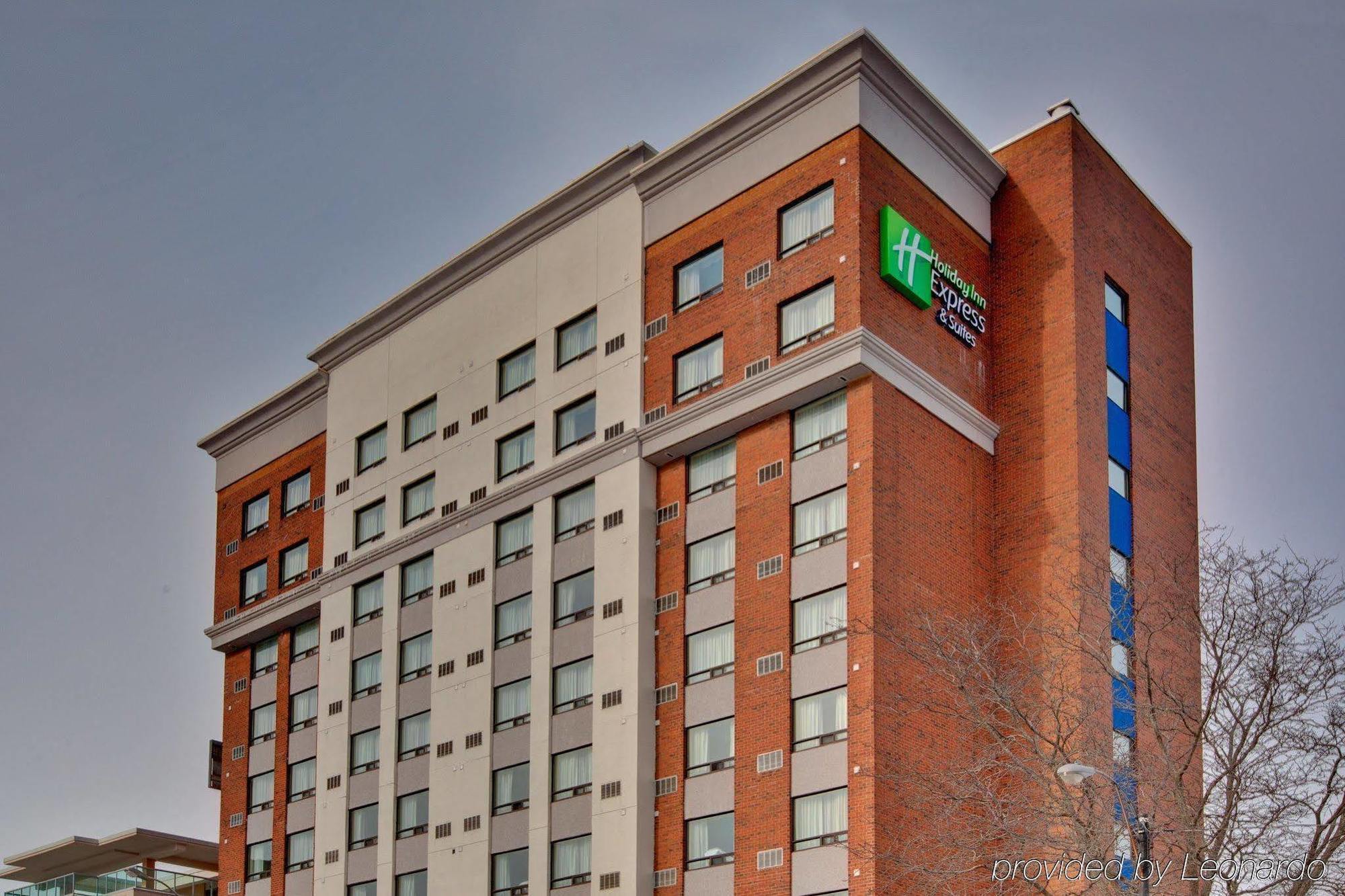 Sandman Hotel & Suites London Downtown Exterior photo